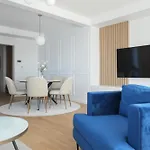 Adria Concept * Zára